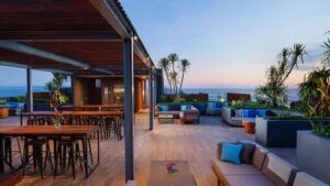 Amenities-sky-lounge-300x169