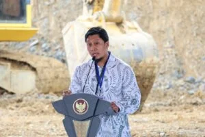 Bobbysumantri.com-7-300x200